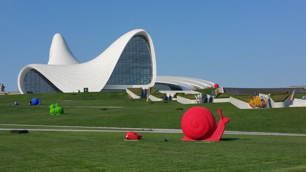 Heydar Aliyev center - Baku - Azerbaijan - Journal of Nomads