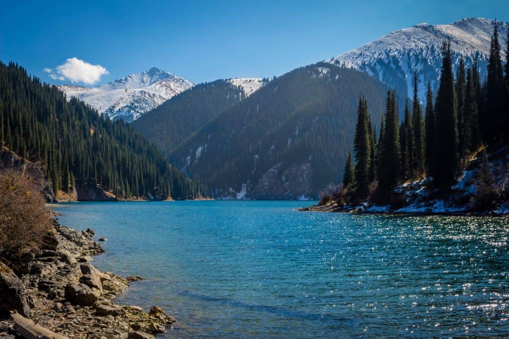 10-Daagse Best of Kirgizië Kazachstan reis 28 Kolsai Lake - Travel Guide to Kolsai Lakes and Kaindy Lake - second Kolsai lake - Journal of Nomads