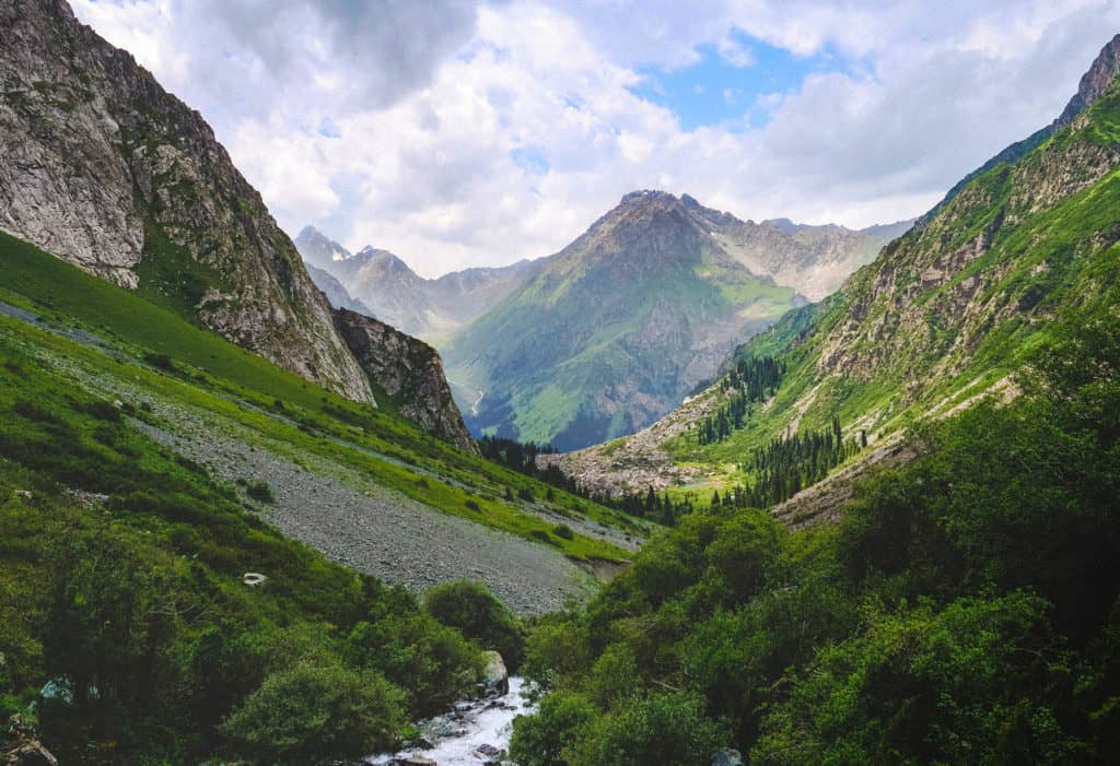 Ala Kul Trekking Tour (3 or 4 Days) | Guided Ala Kul Lake Trek in Kyrgyzstan