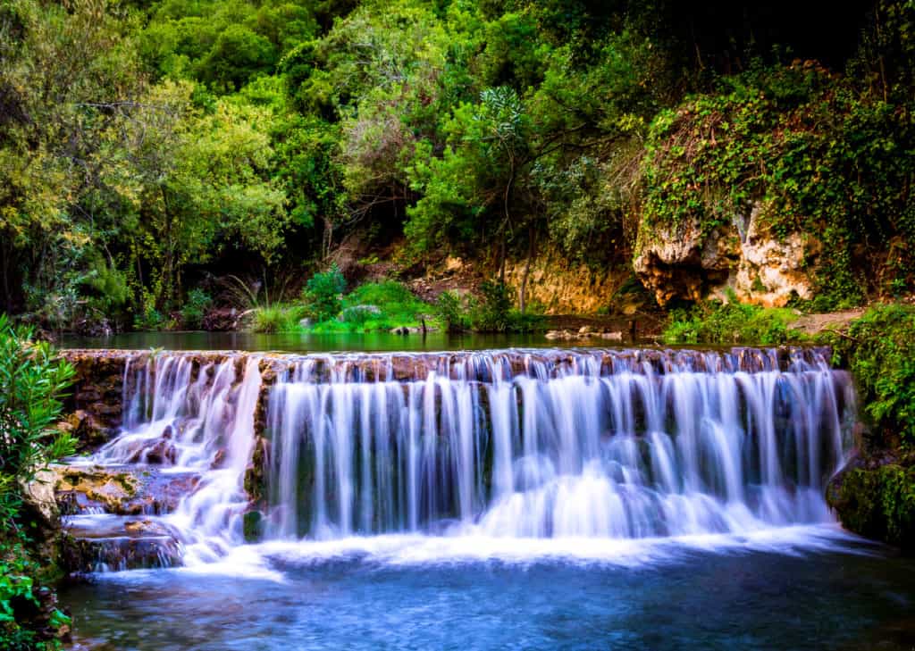 How to get to the Akchour Waterfalls from Chefchaouen - Rif Mountains - Morocco - hiking trail to the Akchour Waterfalls - Journal of Nomads