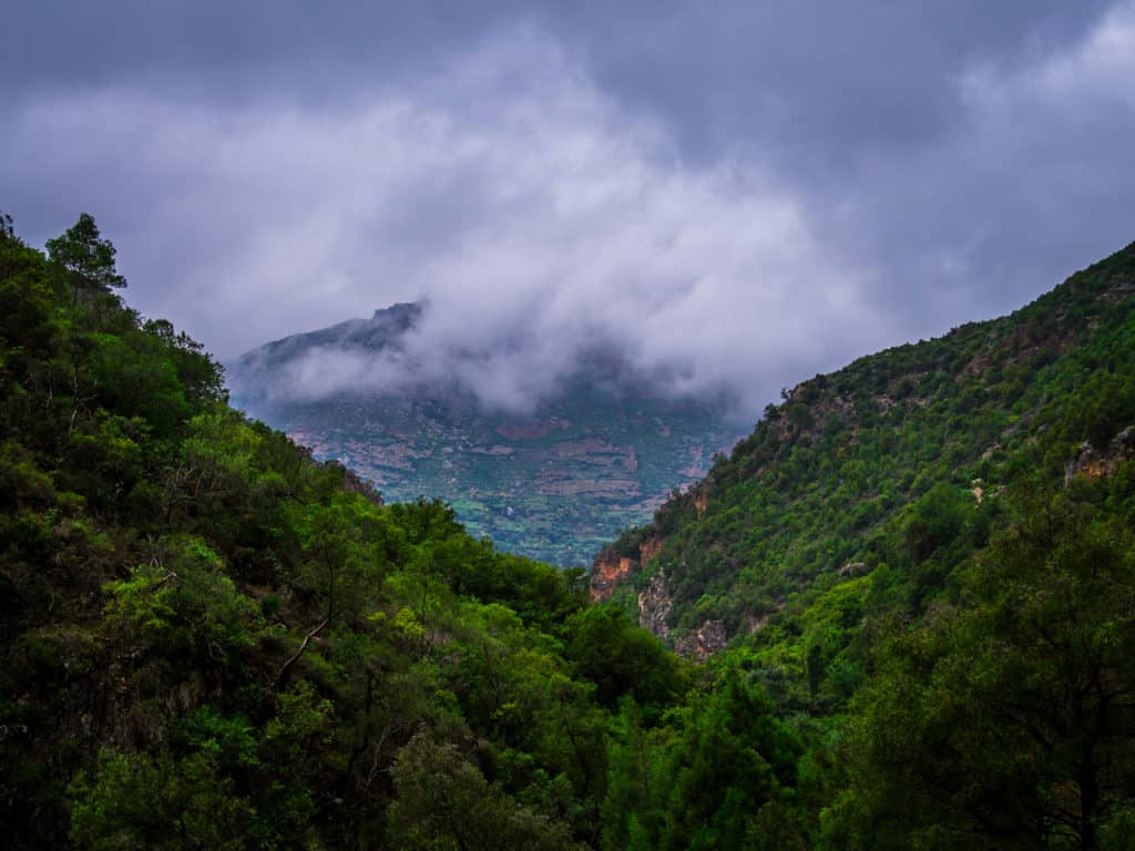 How to get to the Akchour Waterfalls from Chefchaouen - Rif Mountains - Morocco - hiking trail to the Akchour Waterfalls - Journal of Nomads