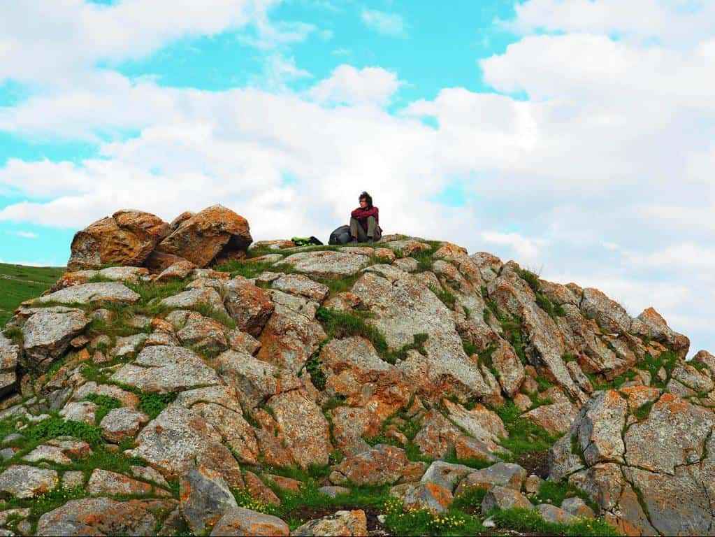 Hiking near Osh in Kyrgyzstan - Be a Nomad Hike 16 hiking near Osh Kyrgyzstan - Ary Bell mountain pass - Journal of nomads