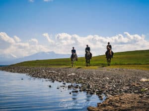 Horse riding Song Kul Lake Kyrgyzstan - Journal of Nomads