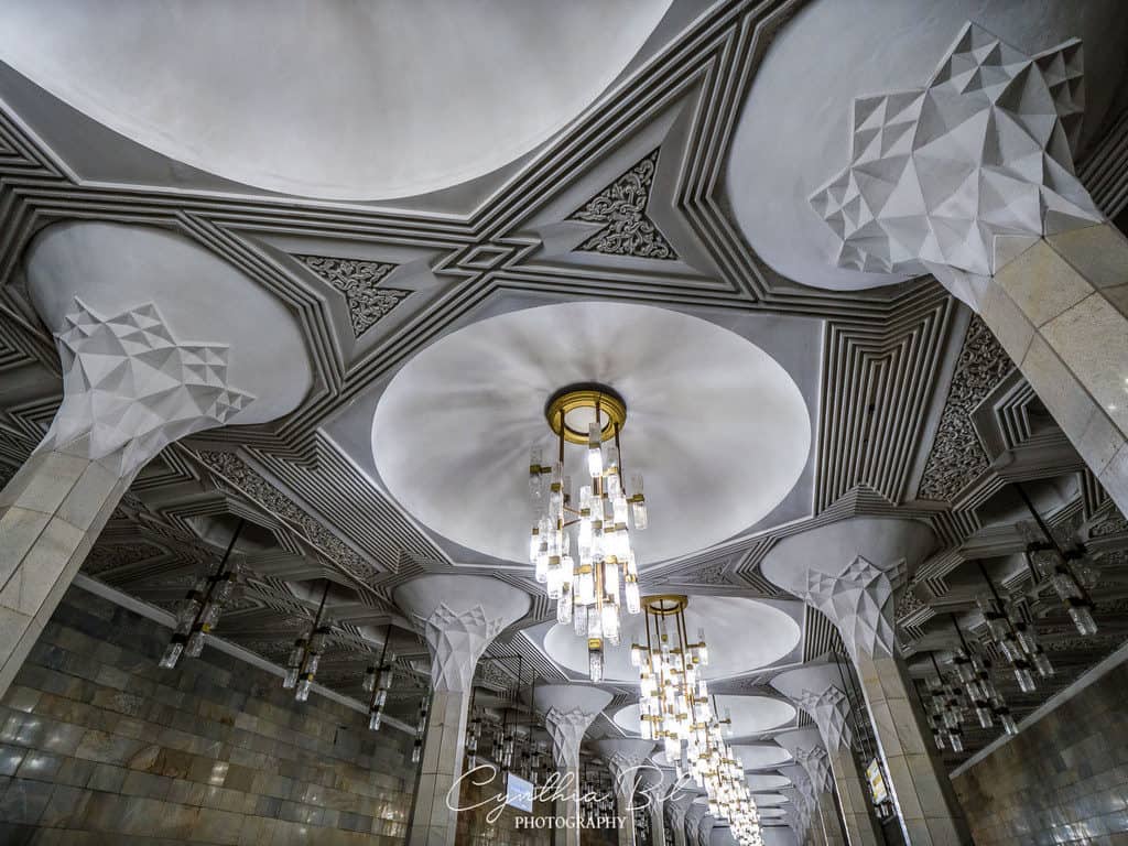 Metro Tashkent - The Complete Guide to the 13 Most Beautiful Tashkent Metro Stations 48 Beautiful metro Tashkentceiling Mustaqillik Maydoni - Tashkent metro Uzbekistan - Journal of Nomads