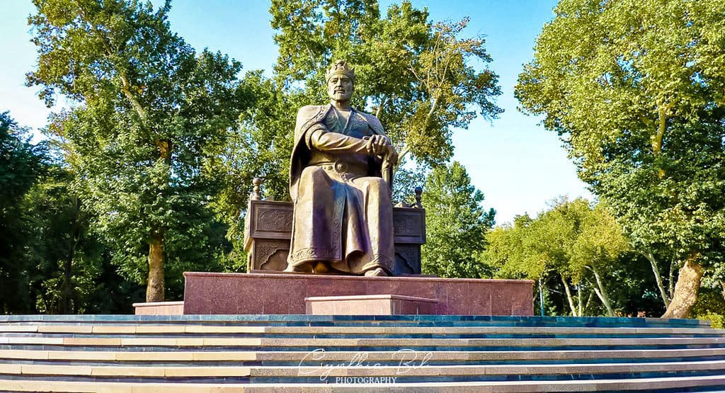 Monument Amir Timur Samarkand Uzbekistan