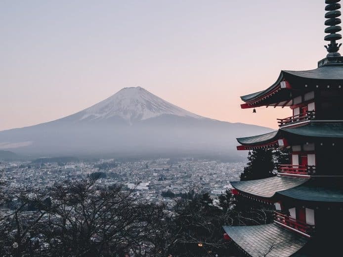 A New Way to Travel Becoming a Ski Instructor in Japan