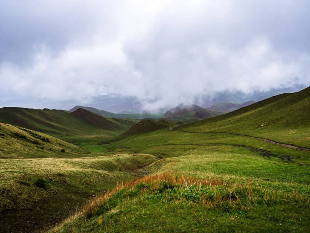 Hike Independently to Song Kul Lake in Kyrgyzstan with these 2 Great Itineraries 39 How to get to Song Kul Lake - Hiking to Song Kul Lake - Journal of Nomads