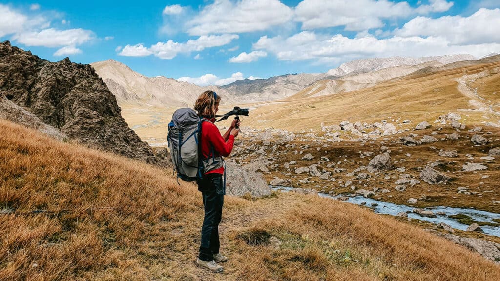 Best Travel Insurance for Backpackers: Ultimate Guide 2024