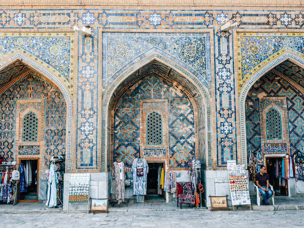 14-daagse Avontuurlijke Rondreis Oezbekistan - Oezbekistan Reizen 84 Samarkand souvenir shops - Samarkand Uzbekistan - Best places to visit in Samarkand city