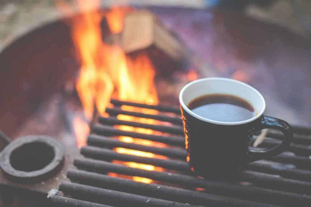 How to go backpacking in winter? 6 useful tips to stay warm, comfortable and safe