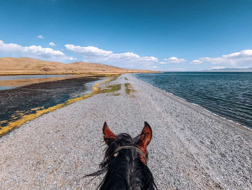 Son Kul Horse riding - Kyrgyzstan Adventure Tours