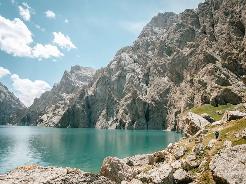 Kirgizië Reizen 2025: 9-daags Overland Avontuur in Kirgizie 33 Kel Suu Lake Kyrgyzstan - Kyrgyzstan Adventure Tours