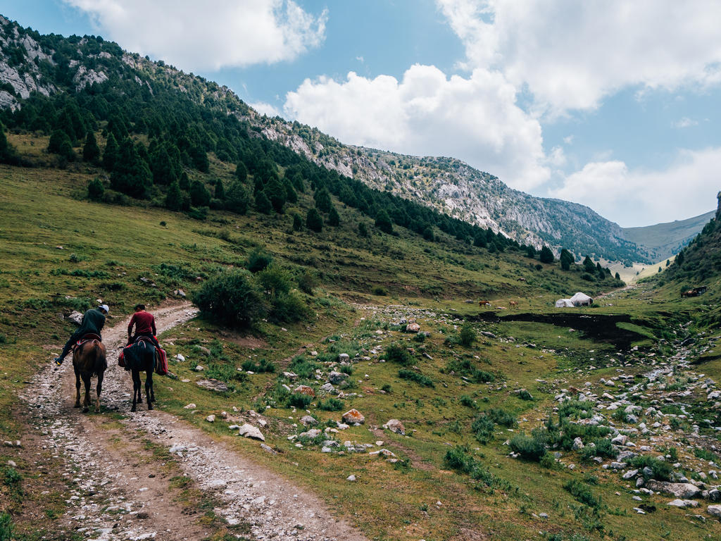 Paardrijden in Kirgizie: Feel Like A Nomad trektocht te Paard in Kirgizië 22 Paardrijden in Kirgizie: Feel Like A Nomad trektocht te Paard in Kirgizië