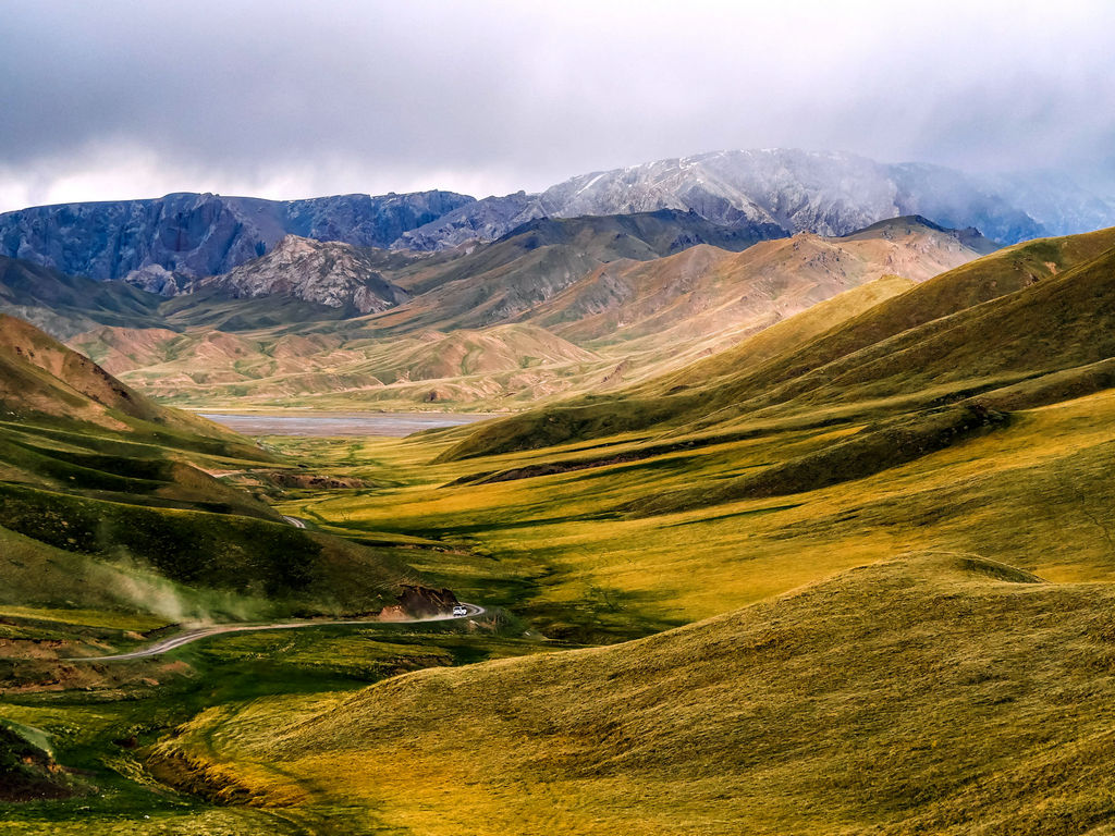 How to get to Kel Suu Lake Kyrgyzstan - Travel Guide Kel Suu