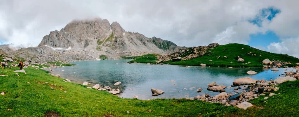 Kyrgyzstan Horseback riding: Everything you need to know about horse riding in Kyrgyzstan+ the 9 best horse Riding destinations