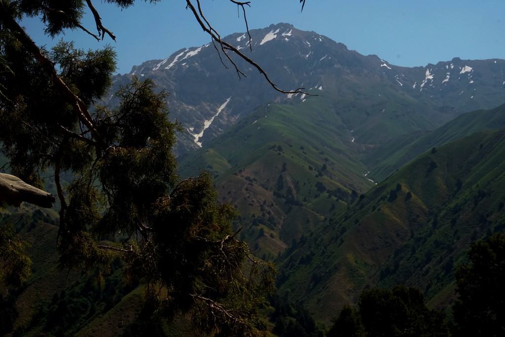 Hiking in Uzbekistan - 6 best Hiking Trails in the Nuratau and Chimgan Mountains in Uzbekistan 69 Hiking in Uzbekistan - 6 best Hiking Trails in the Nuratau and Chimgan Mountains in Uzbekistan