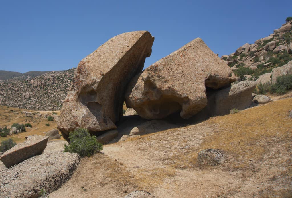 Hiking in Uzbekistan - 6 best Hiking Trails in the Nuratau and Chimgan Mountains in Uzbekistan 42 Hiking in Uzbekistan - 6 best Hiking Trails in the Nuratau and Chimgan Mountains in Uzbekistan